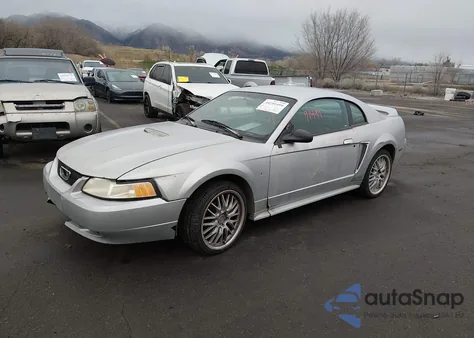 2000 Ford Mustang from USA, damaged, VIN 1FAFP4049YF279351
